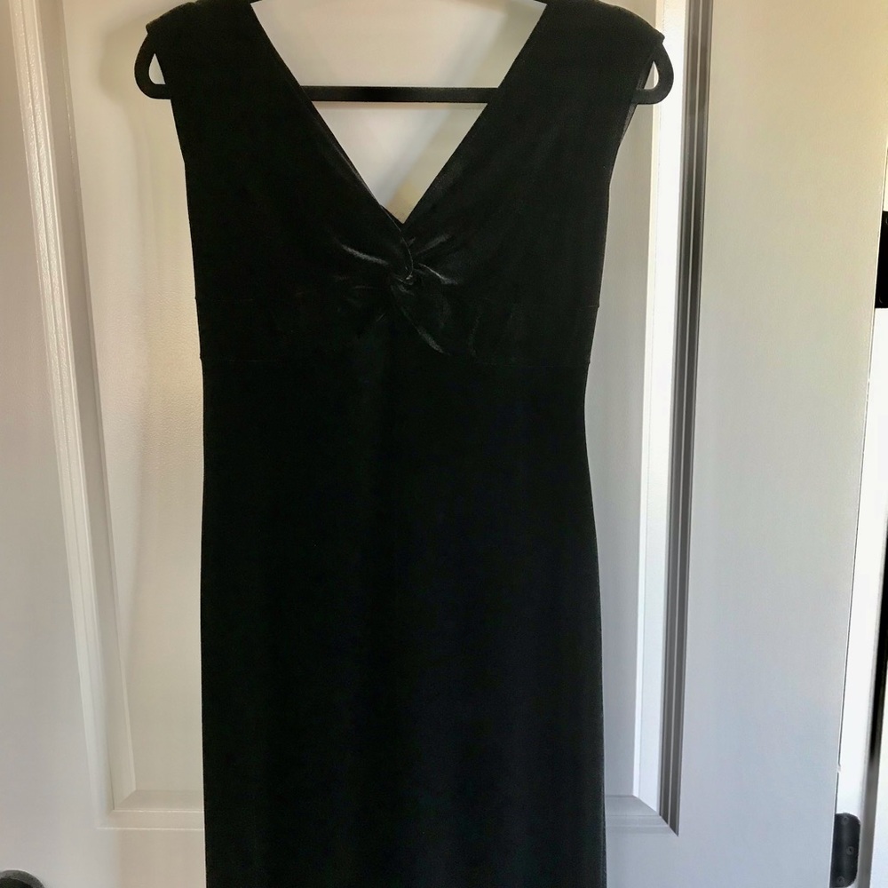 NEW, BLACK DRESS, KNEE LENGTH